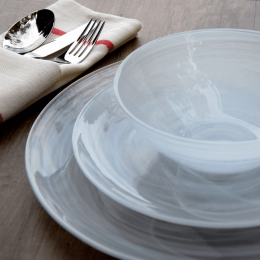NUAGE Glass Dinnerware Set